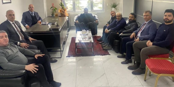 Artvin Faal Gazeteciler Derneği’nden Ticaret Borsası’na 'Hayırlı olsun' ziyareti haberi