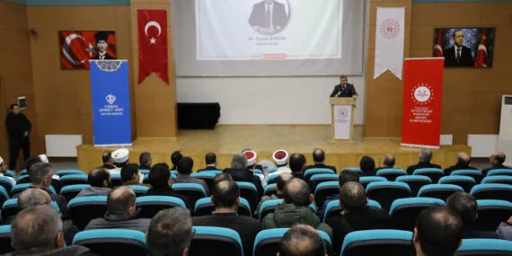 Artvin’de “Aylık Din Hizmetleri Değerlendirme Toplantısı” gerçekleştirildi haberi