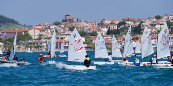Ayvalık TYF yelken ligi 3. Ayak Yarışları’na ev sahipliği yapıyor haberi