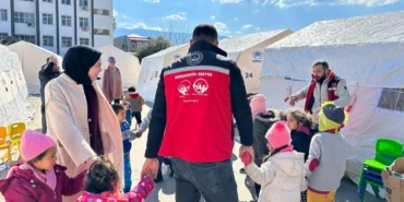 Bakanlık açıkladı... Depremzede 1912 çocuktan 1879'u ailesine teslim edildi haberi