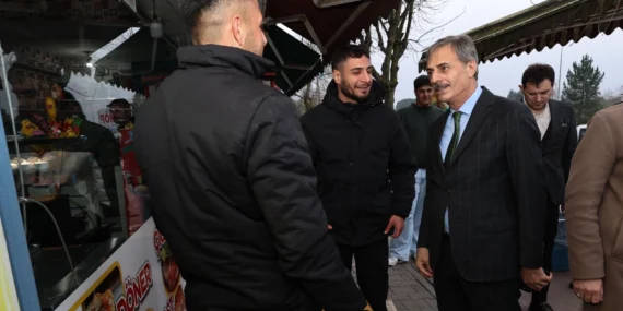 Başkan Alemdar Sakarya Yenikent'te esnafla bir araya geldi haberi