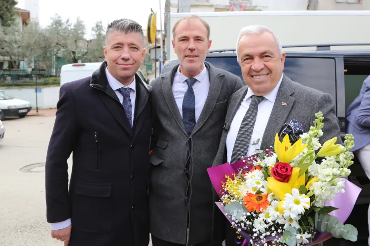 Başkan Özdemir Bursa’da vatandaşları dinledi haberi