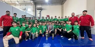 Bayraklı Belediyesi Güreş Takımı İzmir şampiyonu oldu haberi