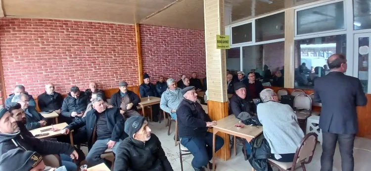 Bilecik Pazaryeri’nde velilere o model kahvehanede anlatıldı haberi