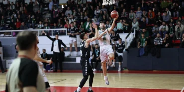 Bornova Belediyespor, bu hafta Sakarya'nın potasında haberi