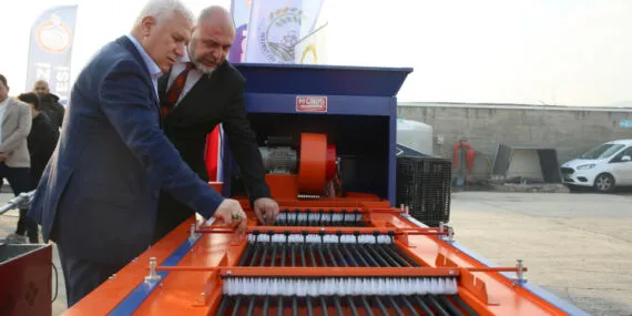 Bursa Büyükşehir’den kırsala ekipman desteği haberi