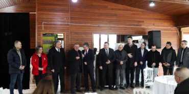 Bursa Gemlik'te muhtarlarla buluşma sürüyor haberi