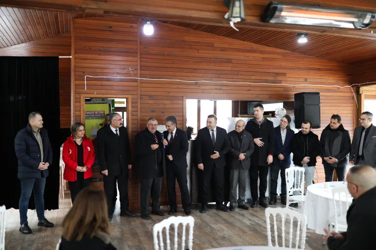 Bursa Gemlik'te muhtarlarla buluşma sürüyor haberi