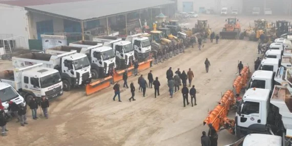 Bursa İnegöl Belediyesi kar yağışına hazır haberi