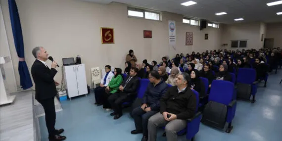 Bursa İnegöl'de gençlere önemli çağrı! haberi