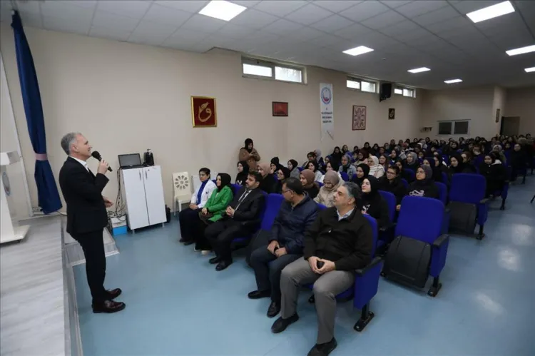 Bursa İnegöl'de gençlere önemli çağrı! haberi