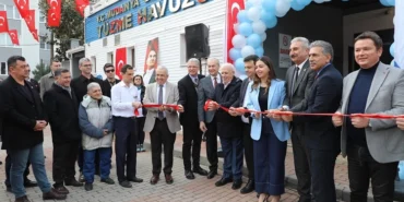 Bursa Mudanya Kapalı Yüzme Havuzu açıldı haberi