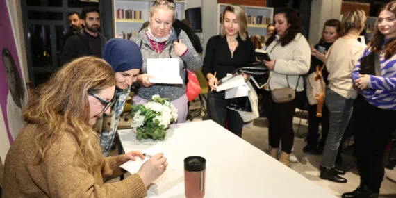 Bursa Nilüfer’de Tematik Buluşmalar’da Şamanizm ve şifacılık konuşuldu haberi