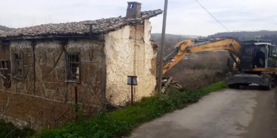 Bursa Osmangazi'de metruklara yıkım haberi