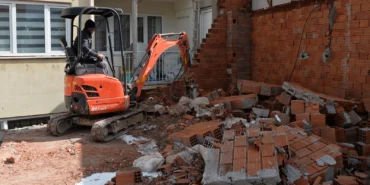 Bursa Osmangazi’de inşaat aşamasındaki kaçak katlar yıkıldı haberi