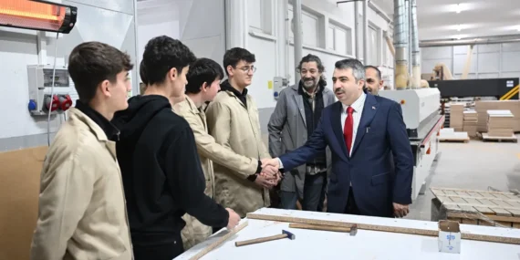 Bursa Yıldırım'dan eğitime tam destek haberi