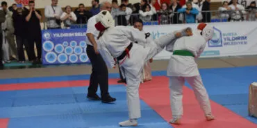 Bursa Yıldırım’da karate rüzgarı haberi