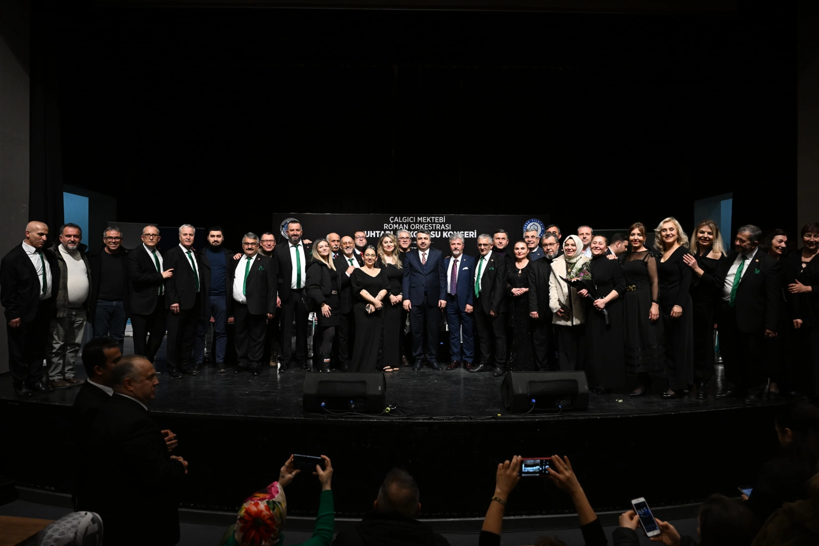 Bursalı muhtarlardan Yıldırım'da konser haberi