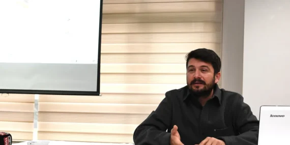 Bursalı ünlü doğa fotoğrafçısı çocuklarla buluştu haberi