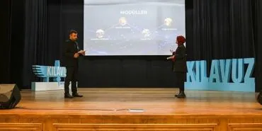 Büyükşehir Belediyesi Genel Sekreteri Dr. Hayri Baraçlı gençlerle buluştu:  Gençlik ‘Sosyal İnovasyon’ ile geleceği şekillendirecek haberi