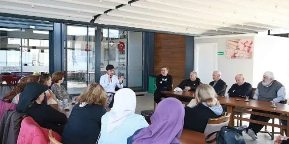 Büyükşehir Belediyesi, Ramazan öncesinde büyüklerimizi bilgilendirdi;  65 yaş üstüne Ramazan’da sağlıklı beslenme tüyoları haberi