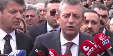 CHP deprem bölgesinde... Özel: Deprem yargılamaları fiyaskodur! haberi