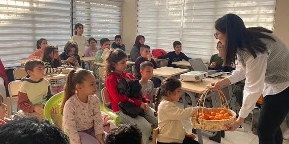 Çiğli Belediyesi’nden Miniklere Sağlıklı Beslenme Semineri haberi