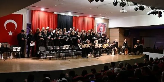 Çiğli’de Rebetiko Korosu Rüzgarı Esti haberi