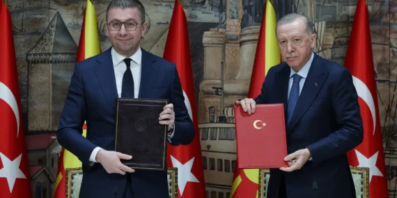 Cumhurbaşkanı Erdoğan: Kuzey Makedonya ilişkiler Taşköprü kadar sağlam haberi