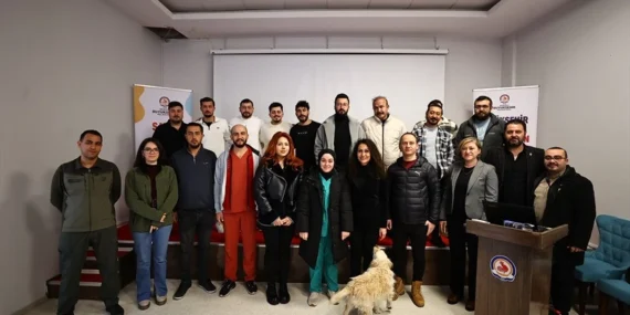 Denizli Büyükşehir’den ev hayvanı satışı yapanlara eğitim haberi