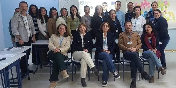 EÜ Eğitim Fakültesinde “Tartışmalı Konuların Öğretilmesi Projesi” etkinliği yapıldı haberi