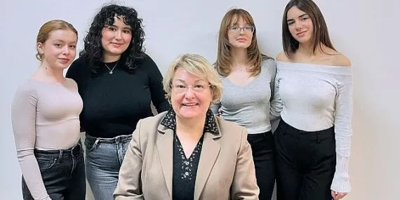 EÜ İletişim Fakültesinde Sosyal Sorumluluk Projeleri devam ediyor haberi