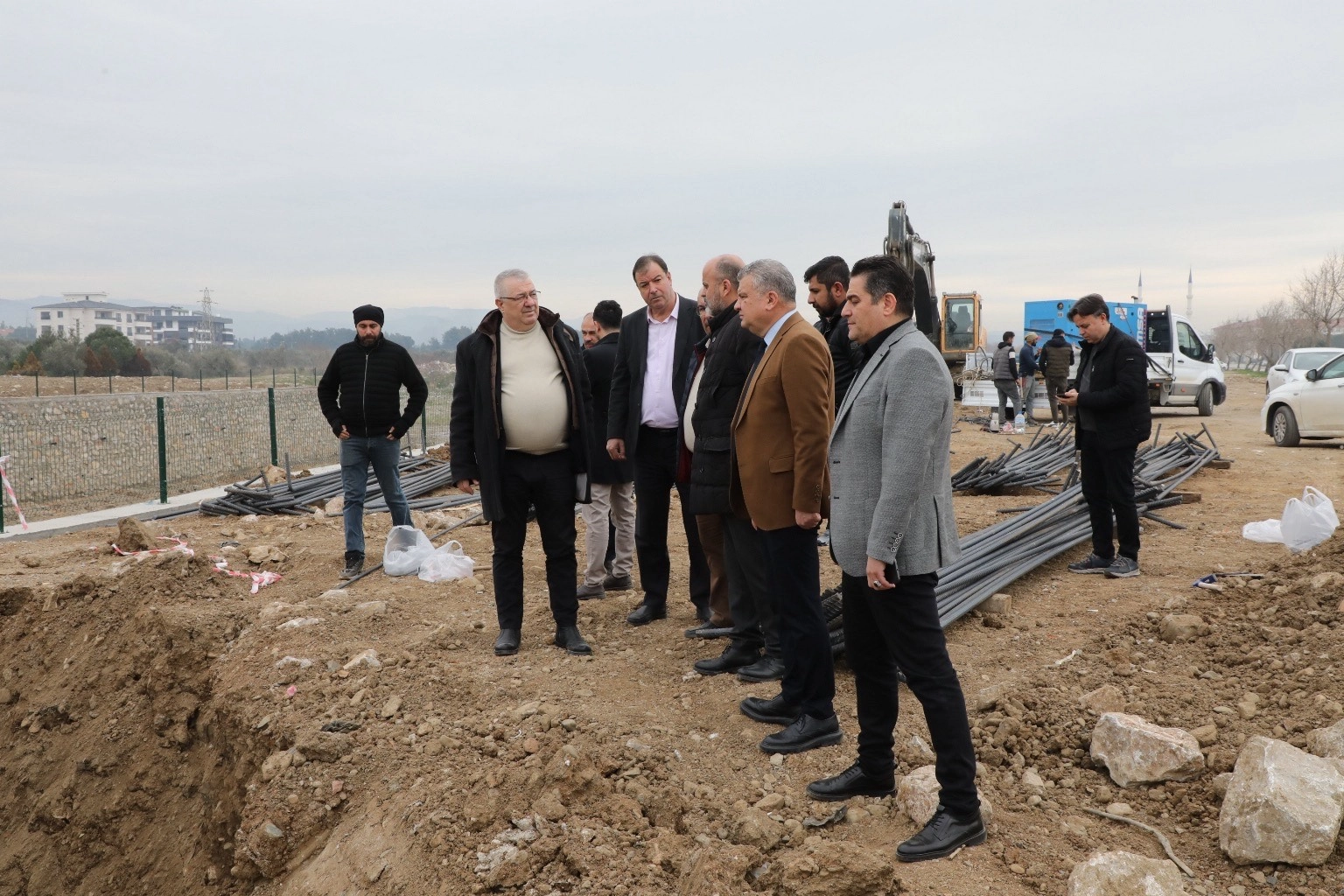Edremit Çayı üzerine yeni köprü hızla ilerliyor haberi