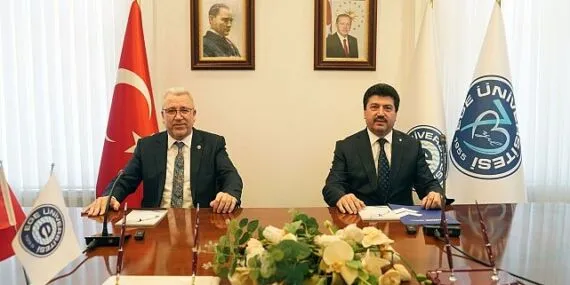 Ege Üniversitesi Meslek Yüksekokulları artık akredite…! haberi