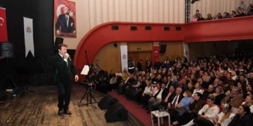 Ferdi Tayfur Adana'da anıldı haberi