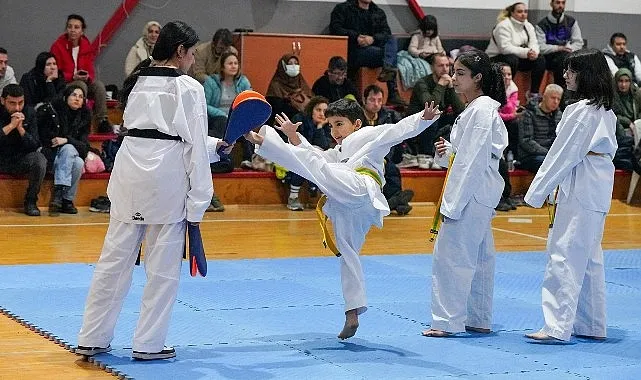 Gaziemir’in taekwondocuları kuşak heyecanı yaşadı haberi