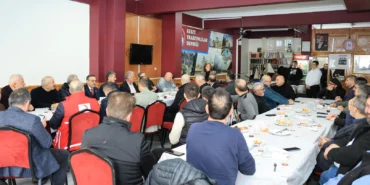 Gebze Trabzonlular Derneği protokolü kahvaltıda ağırladı haberi