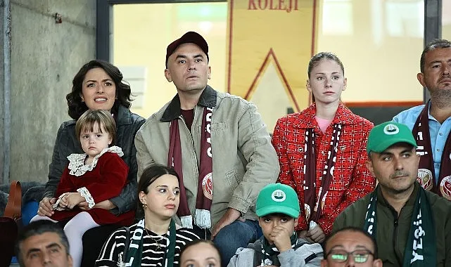 Giray Altınok ve Ezgi Mola’yı Başrollerinde Buluşturan ‘Başka Bir Sen’den Yeni Tanıtım Yayınlandı haberi