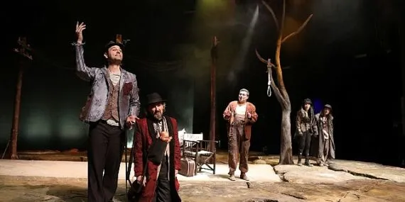 İstanbul Büyükşehir Belediyesi Şehir Tiyatroları, tiyatro sezonunun yeni haftasında 14 oyunla seyirci karşısına çıkıyor haberi