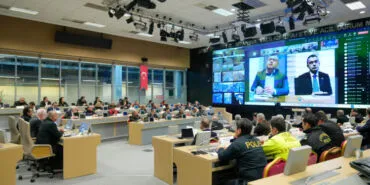 İstanbul'da motokuryelerin trafiğe çıkışı yasaklandı! Eğitime 1 gün daha ara verildi haberi