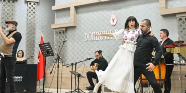 İzmir Bornova’da iki efsane için unutulmaz gece haberi