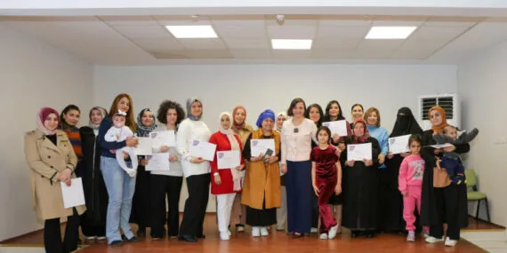 İzmir Karabağlar’da annelere farkındalık eğitimi haberi