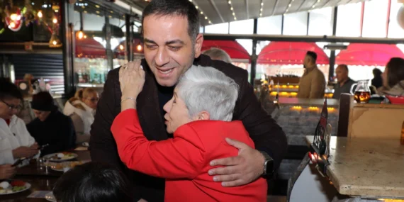 İzmir Narlıdere'de 'Emekliler Lokali' sayısı artacak haberi