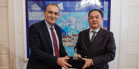 İzmir ile Çin arasında dostluk köprüsü haberi