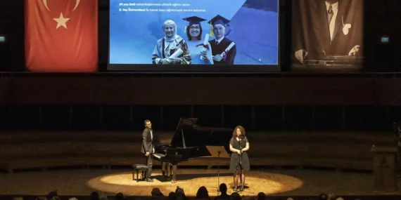 İzmir'de +60 yaş üniversiteli oluyor haberi