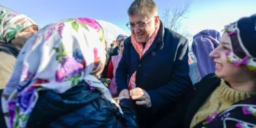 İzmir'de Başkan Tugay'dan çiftçilere tam destek haberi