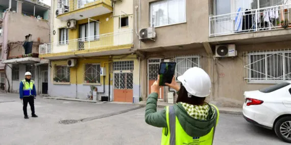 İzmir'de afet tehlikesi ve riskler belirleniyor haberi