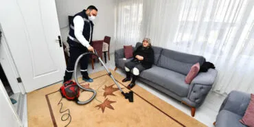İzmir'de kalplere dokunan 'Evde Bakım' hizmeti haberi
