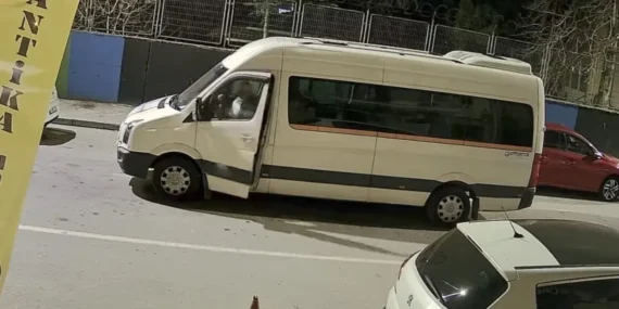 İzmit'te kasıtlı kirletme kameraya takıldı! haberi