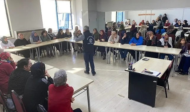 KOMEK kursiyerlerine afet bilinci eğitimi haberi